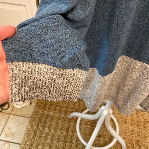 Maurices Color Block Top LS 1 1X - Picture 5 of 8